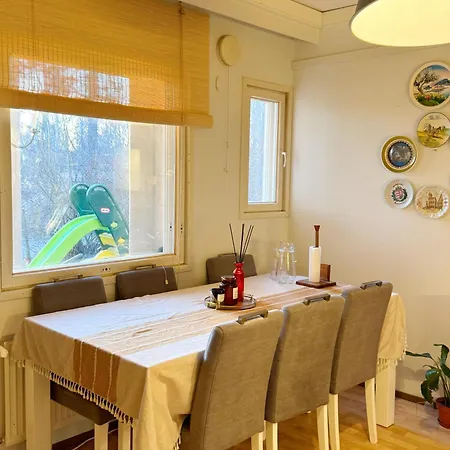 Modern In Peaceful Area With Private Lawn, Bbq & Free Parking Feriehus *
