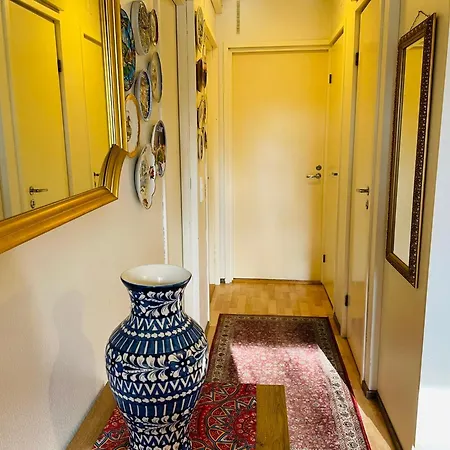 Feriehus Modern In Peaceful Area With Private Lawn, Bbq & Free Parking *