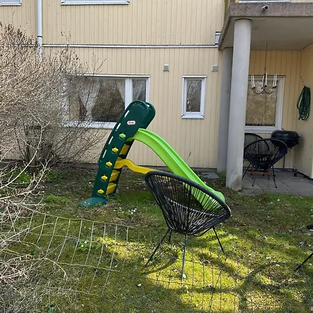Modern In Peaceful Area With Private Lawn, Bbq & Free Parking Kauniainen
