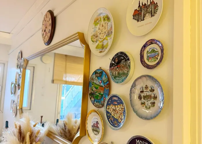 Modern In Peaceful Area With Private Lawn, Bbq & Free Parking 度假居 *