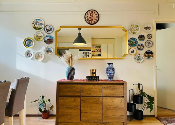 Modern In Peaceful Area With Private Lawn, Bbq & Free Parking 度假居 Kauniainen