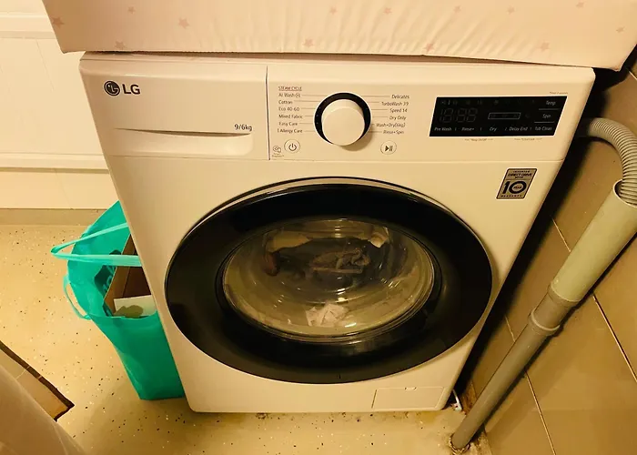 度假居 Modern In Peaceful Area With Private Lawn, Bbq & Free Parking *