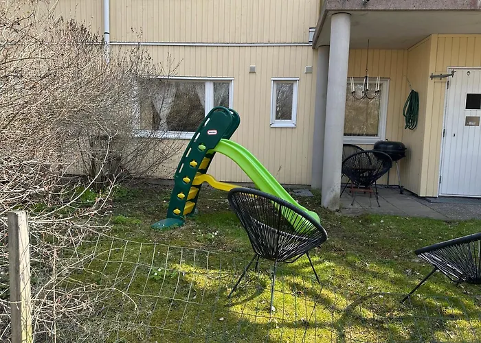 Modern In Peaceful Area With Private Lawn, Bbq & Free Parking Kauniainen